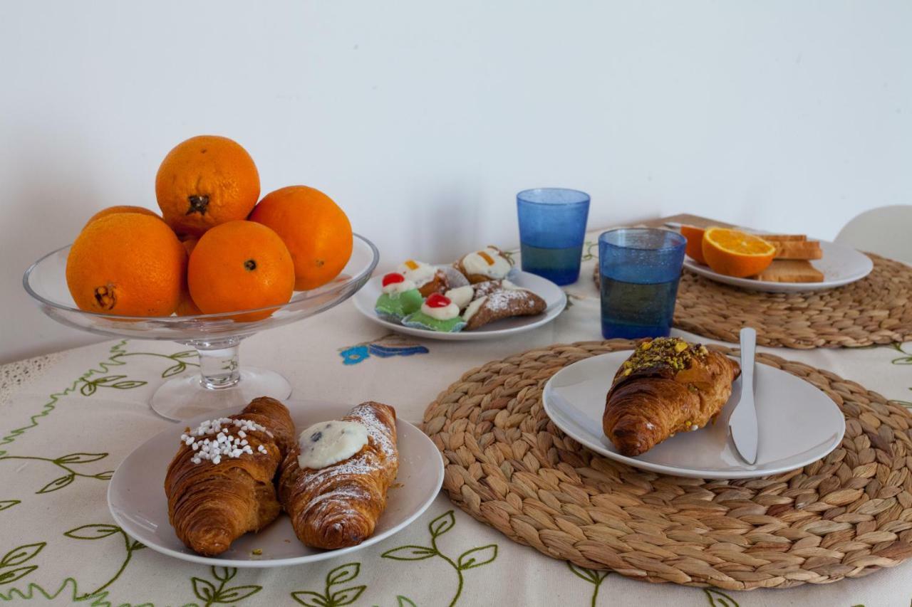 Il Sonno Dei Giusti Apartment By Domusicily Palermo Bagian luar foto
